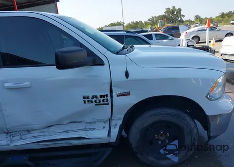 2019 Ram 1500 Classic Slt 4X2 5'7 Box z USA, uszkodzony, nr VIN 3C6RR6LT0KG669848